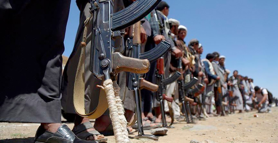 Husiler: Suudi Arabistan'da kraliyete ait kurumları vururuz