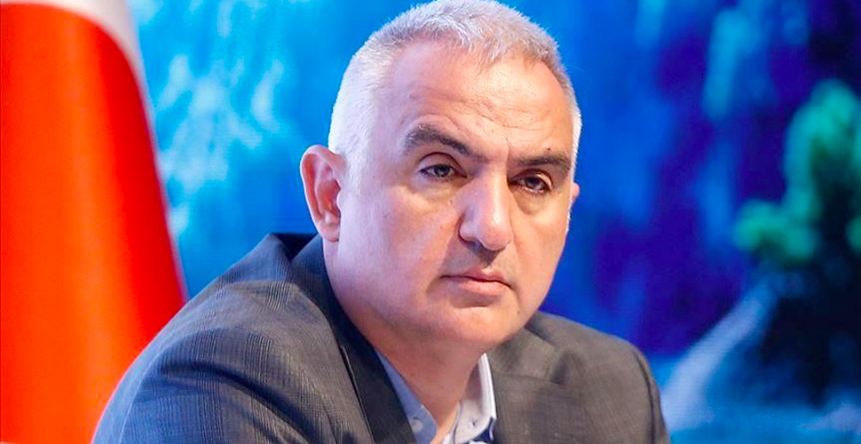 Bakan Ersoy Almanya'da Türkiye'nin turizm hazırlıklarını anlattı