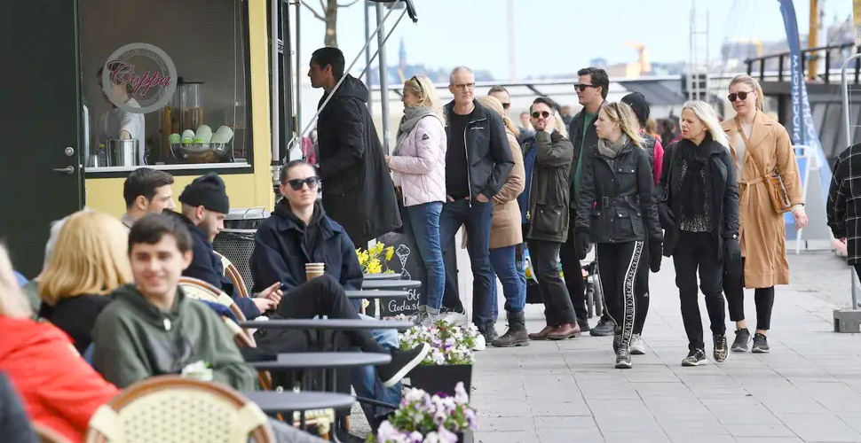 İsveç koronavirüs stratejisini gözden geçirecek