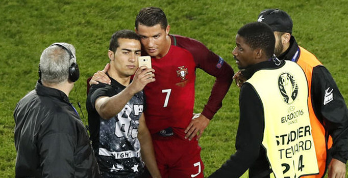 UEFA'dan Portekiz'e selfie yüzünden soruşturma açıldı