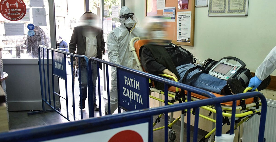 Koronavirüs | Türkiye'de son durum: Hastanede tedavi görenlerin yaş ortalaması 46,7