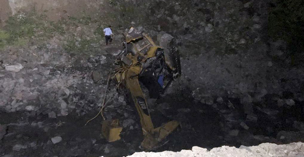 Gümüşhane'de heyelan faciası: 2 ölü