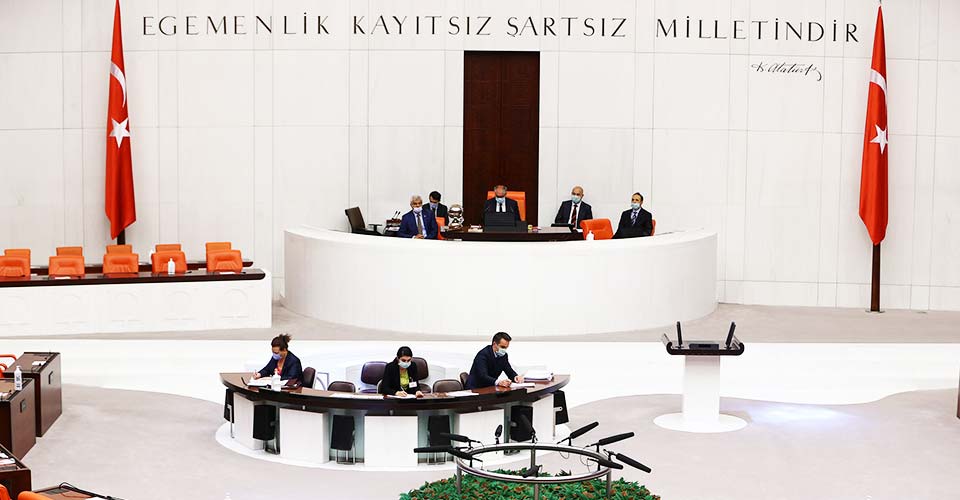 Meclis'in Prof'ları başkanlık için yarışacak