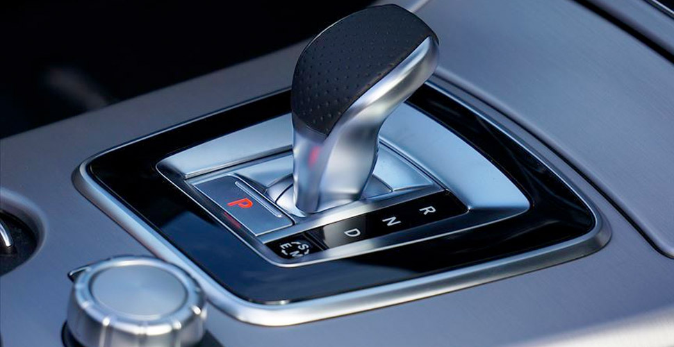 İlk 6 ayda satılan her 10 otomobilden 7'si otomatik vites