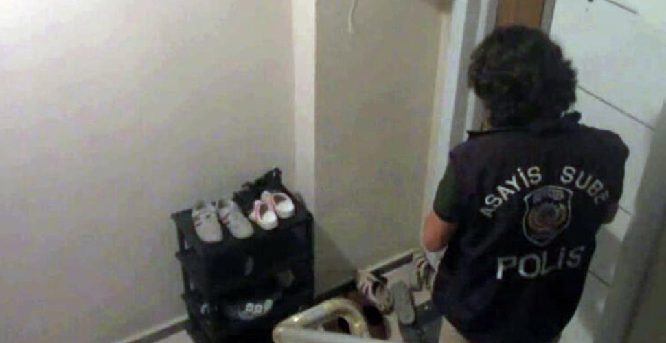 Esenyurt'ta hükümlü ve arananlara yönelik operasyon: 43 gözaltı