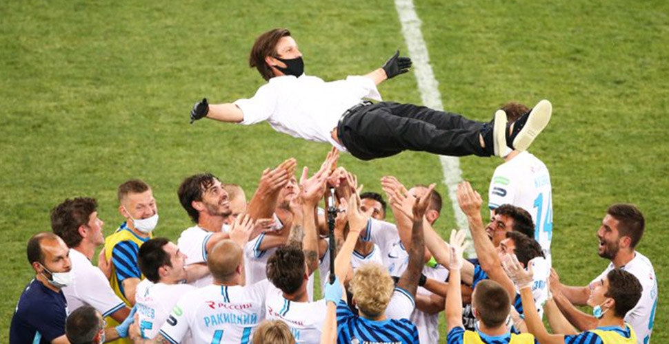 Zenit bitime 4 hafta kala şampiyonluğunu ilan etti