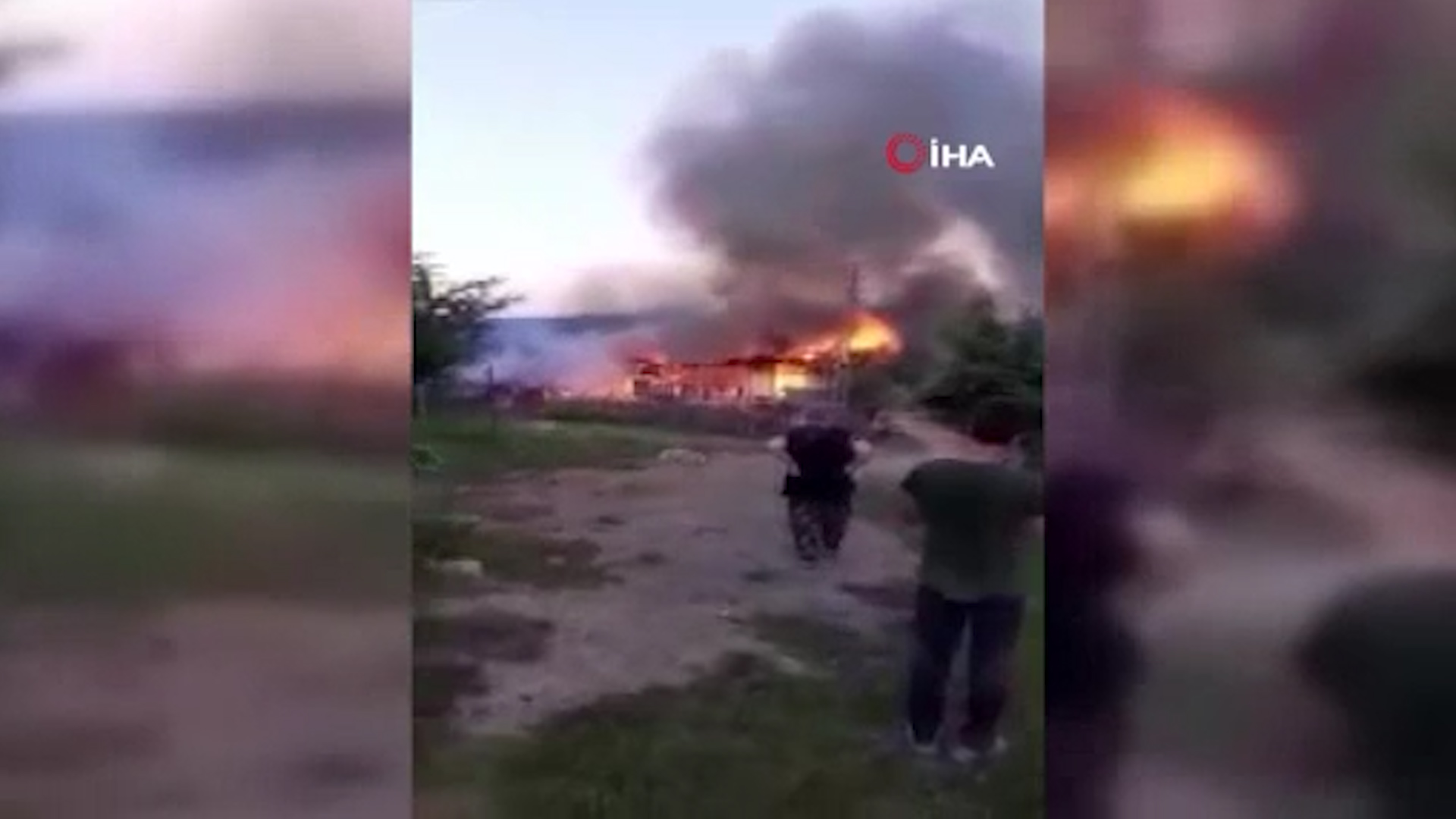 Alevleri gördü hem çekti hem de ağlayarak dua etti