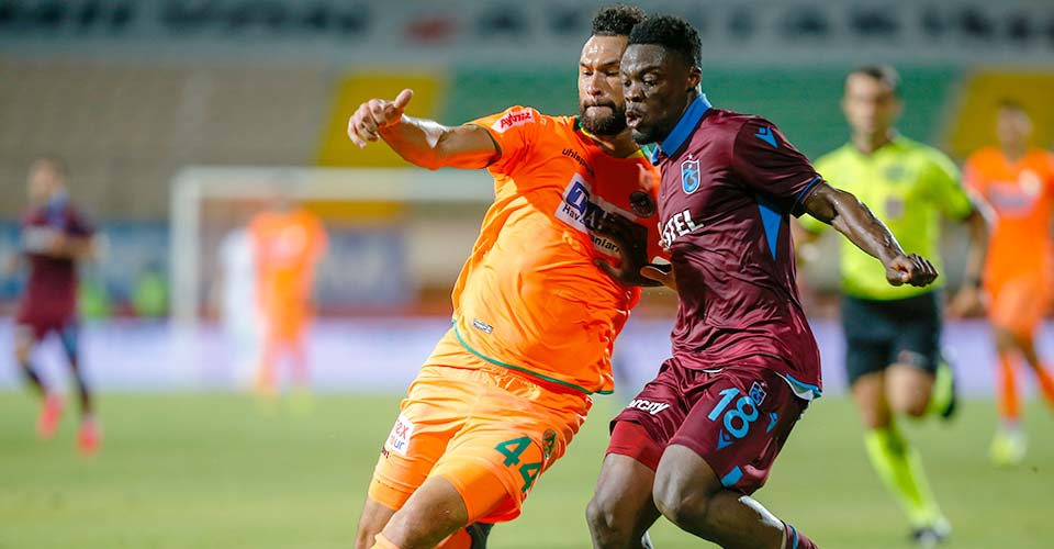 Gelecek Partisi'nden TFF'ye çağrı: Elinize yüzünüze bulaştırdınız, istifa edin!