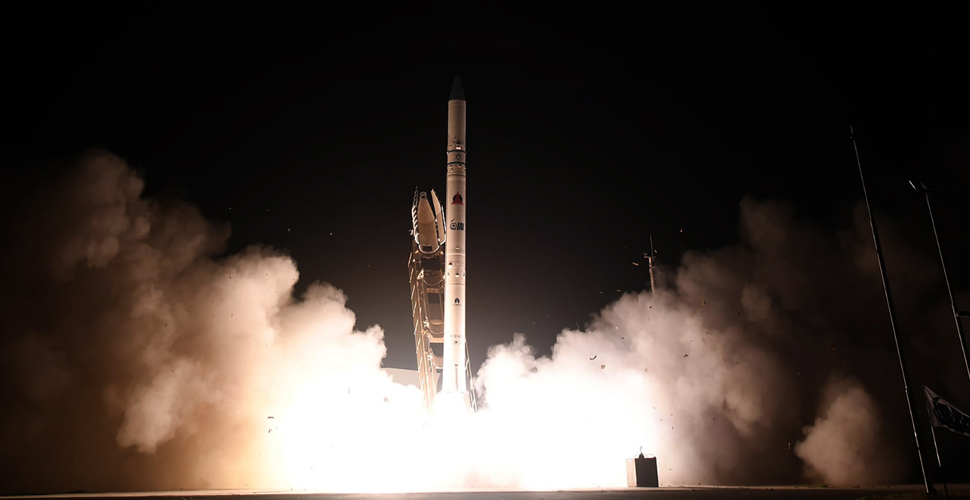 İsrail uzaya casus uydu gönderdi