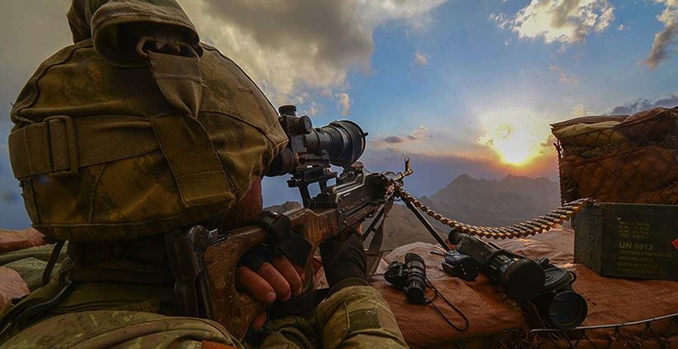 Son dakika! Hakkari kırsalında 2 terörist etkisiz hale getirildi