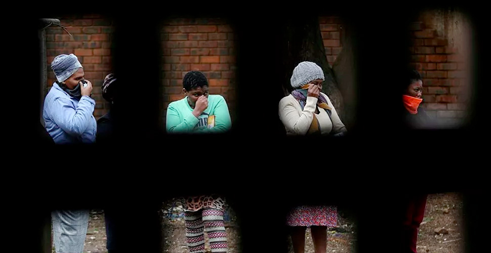 DSÖ: Koronavirüs havada saatlerce asılı kalabiliyor