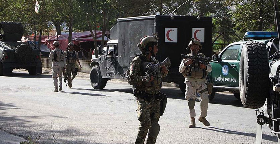 Afganistan’da emniyet binasına bombalı saldırı
