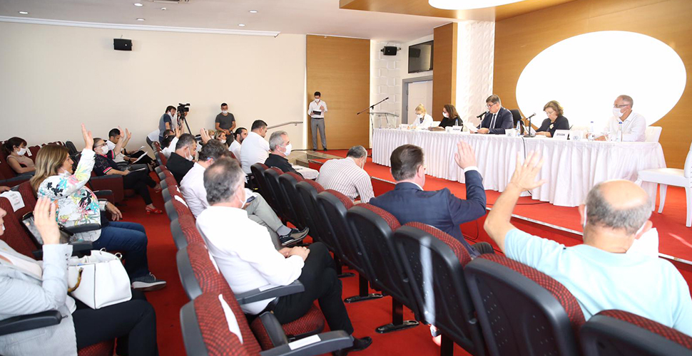 Karşıyaka Belediye Başkanı Cemil Tugay'dan 'Srebrenitsa' mesajı