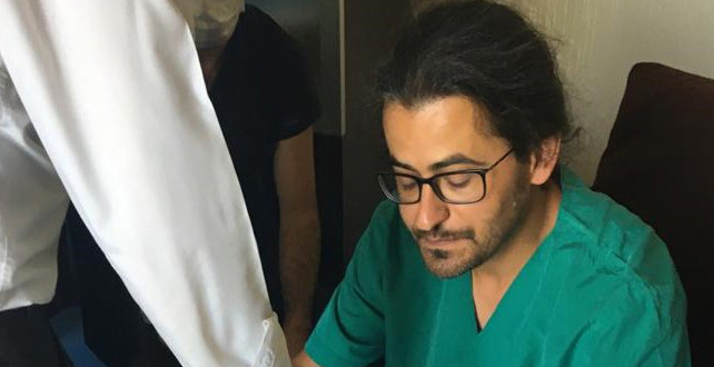 'Ölüm raporunda neden Kovid-19 yazmıyor' dedi, başhekim yardımcısına saldırdı