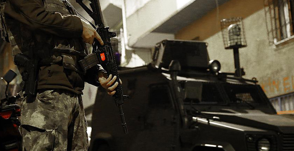 İstanbul'da saklanan DEAŞ'lılara operasyon: 10 gözaltı