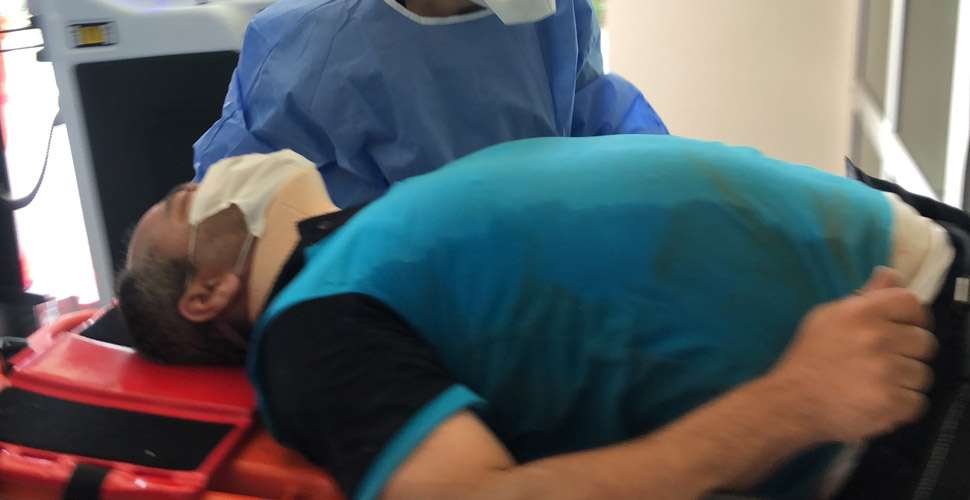 Su arıtma tesisinde çalışan işçi dengesini kaybedince 2 metrelik kuyuya düştü