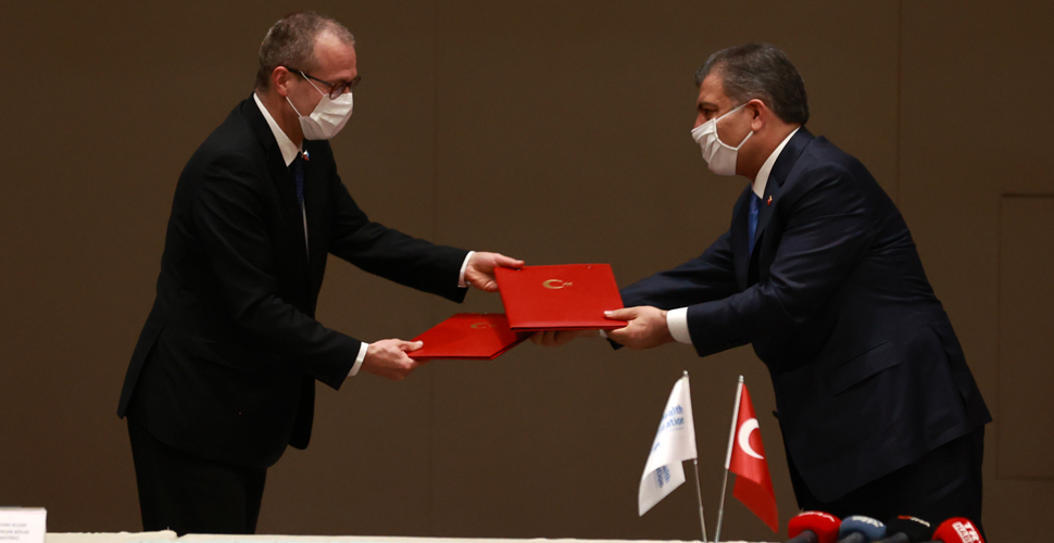 Fahrettin Koca: DSÖ'nün İstanbul ofisi hızla hayata geçecek