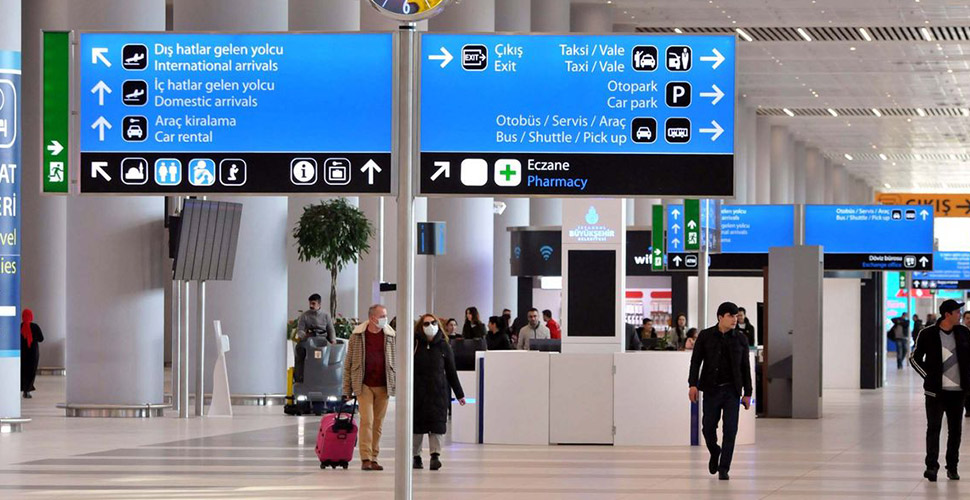 İtalya 13 ülke için transit geçişleri yasakladı