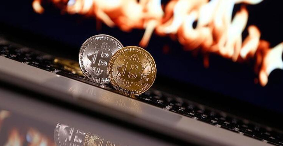 Bitcoin 9,200 doların altına döndü