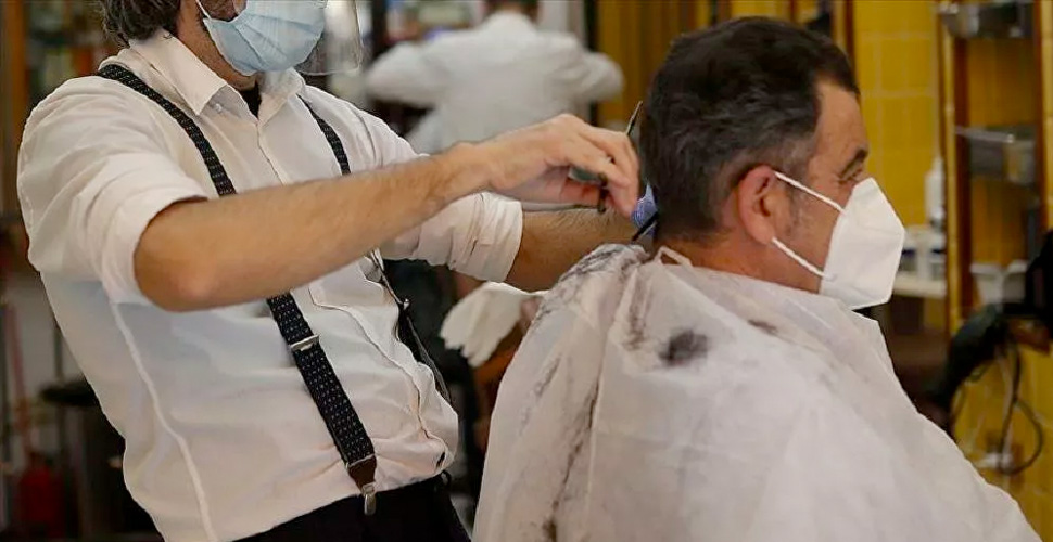 Berber, kuaför, güzellik salonlarında müşteri ve çalışanlar konuşmayacak