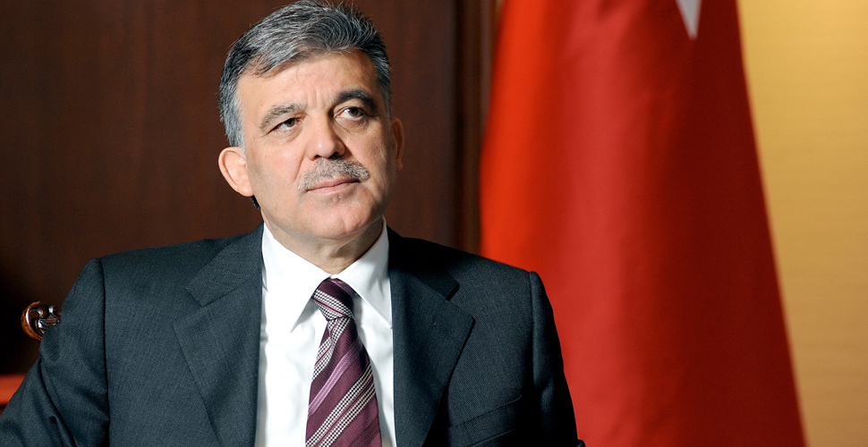 Abdullah Gül'den Ayasofya Camisi yorumu: Bu tarihi karar aziz milletimizi mutlu etmiştir