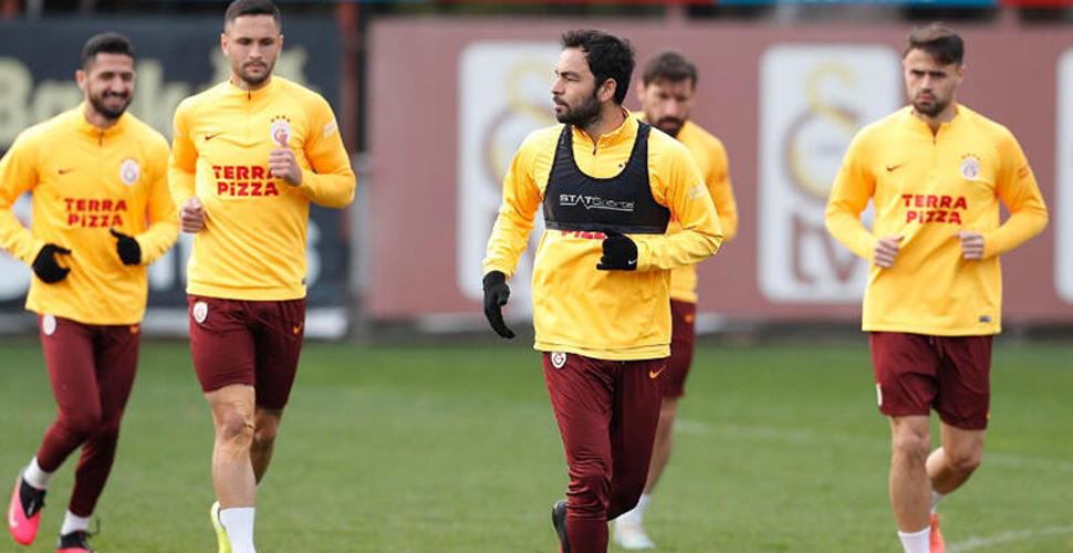 Galatasaray'da koronavirüs testleri negatif çıktı