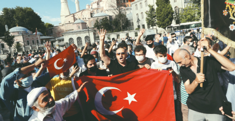 Ayasofya artık cami