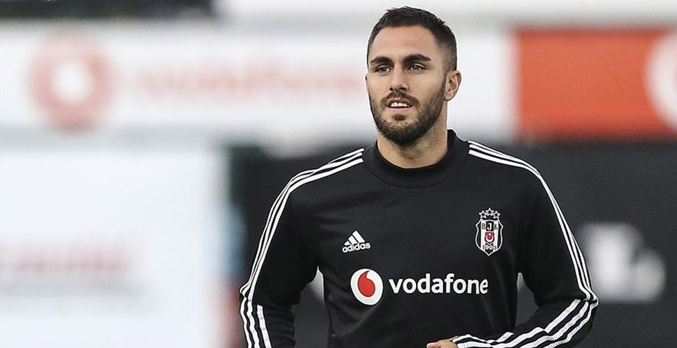 Beşiktaş'ta Victor Ruiz, FIFA'ya giderse serbest kalabilir