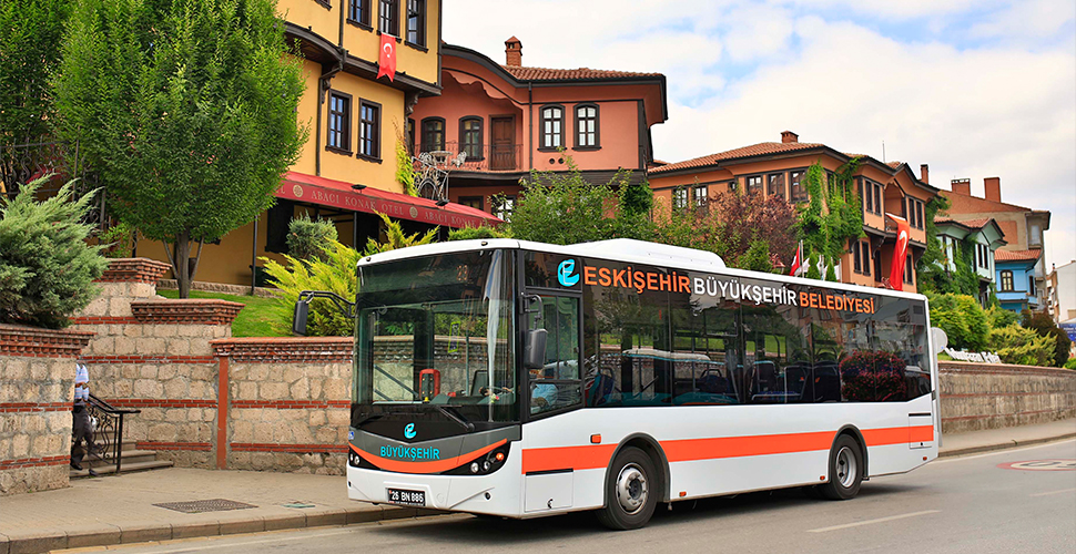 Eskişehir, 15 Temmuz'a özel gece boyunca tramvaylar ve otobüslerle ring seferleri gerçekleştirecek