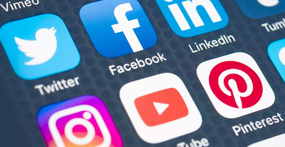 AK Parti sosyal medya düzenlemesinde 'Alman modeli' için muhalefetin görüşünü alacak