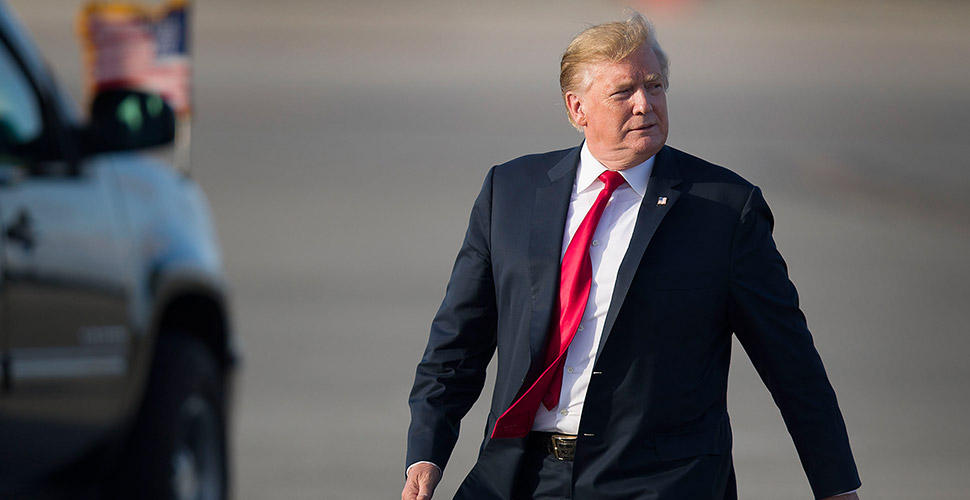 Trump'tan Çin'le iş birliği yapan bankalara yaptırım