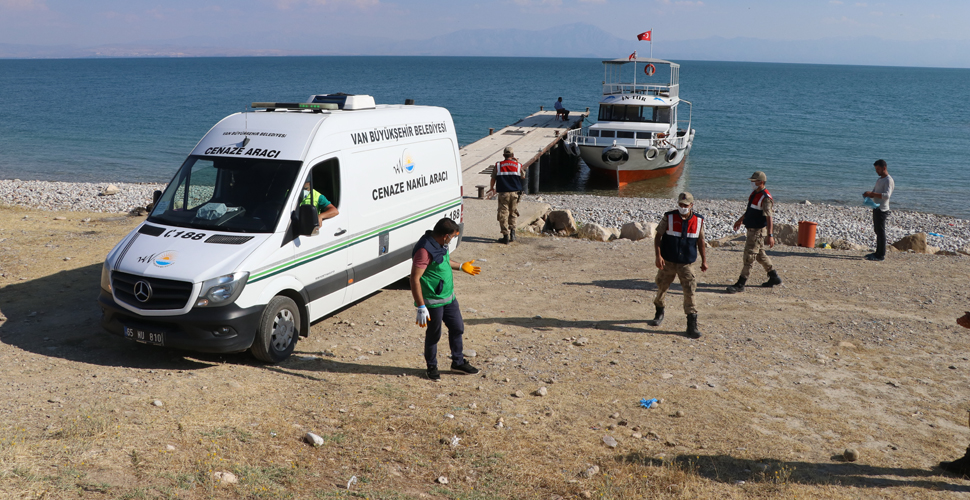 Van Gölü'nden çıkartılan ceset sayısı 37'ye yükseldi