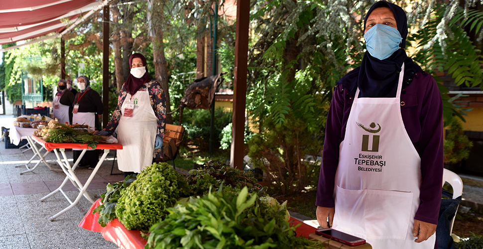Eskişehirlilerin vazgeçilmezi: 'Kadın Üretici Ürün Satış Noktası'