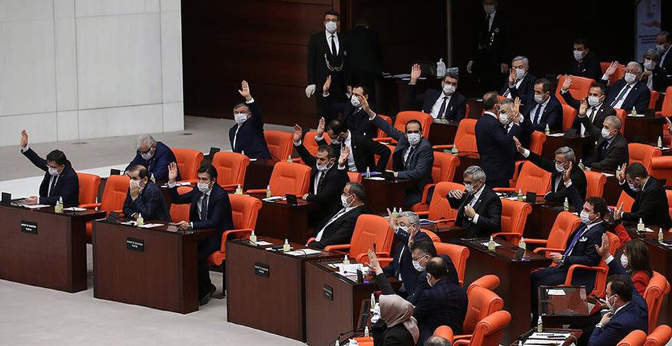 Kısa çalışma uygulamasının uzatılması TBMM’de kabul edildi