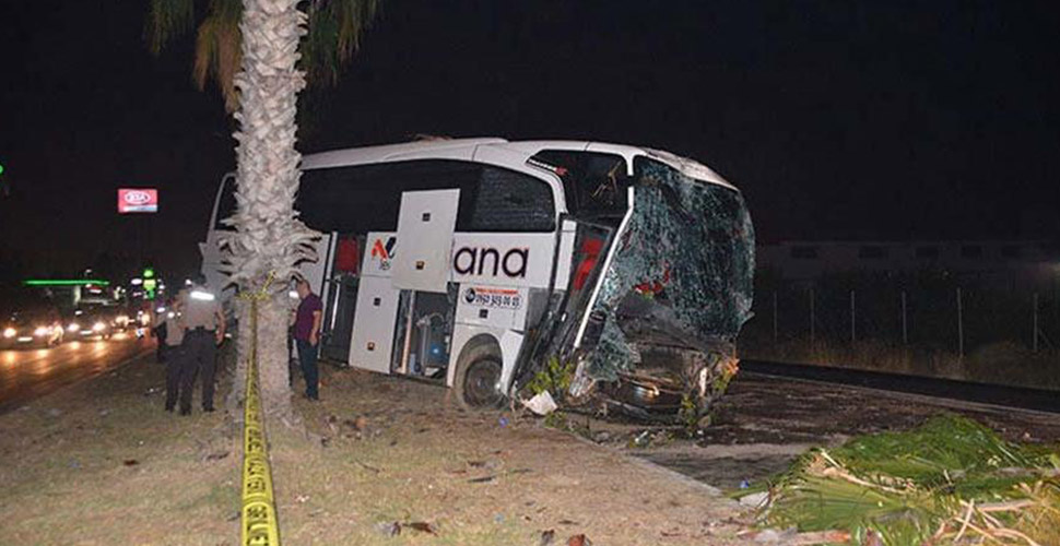 Adana’da feci kaza: 8 yaralı