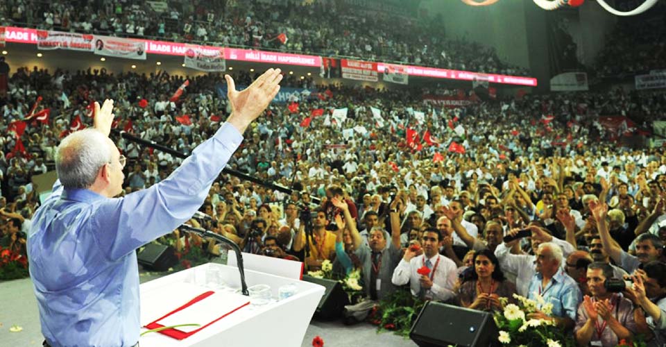 CHP'nin Kovid-19 tedbiri kurultay krizine neden oldu