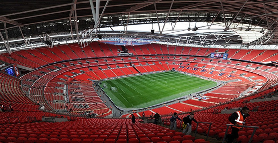 İngiltere'de stadyumlar ekim ayında taraftarlara açılacak