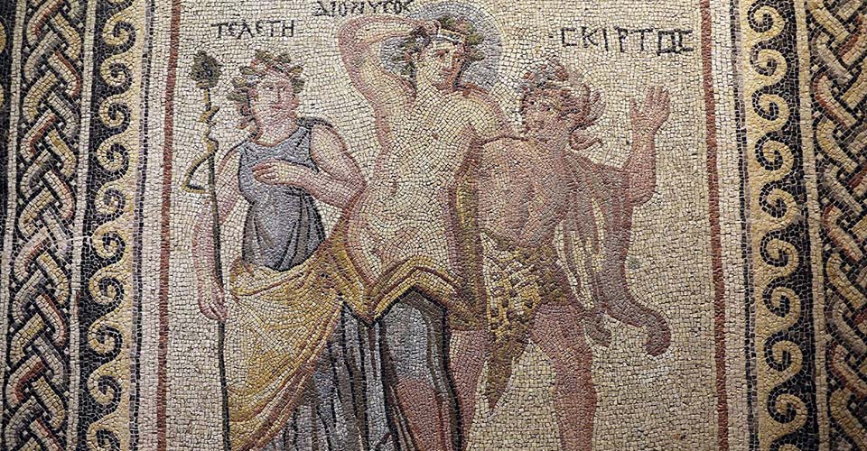 Genç arkeolog intihar etti, 10 eserin kaybolduğu ortaya çıktı