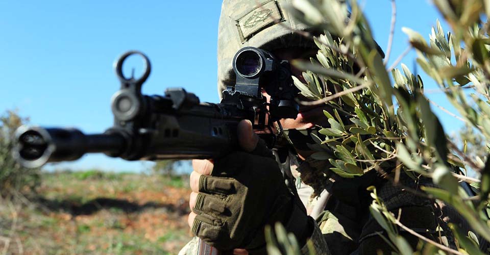 Son dakika! Kuzey Irak'ta 4 terörist daha etkisiz!