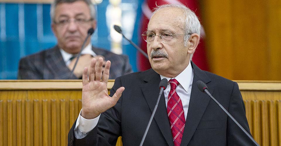 Kılıçdaroğlu'ndan belediye başkanlarına: Siyaseti biz sizin yerinize yapıyoruz