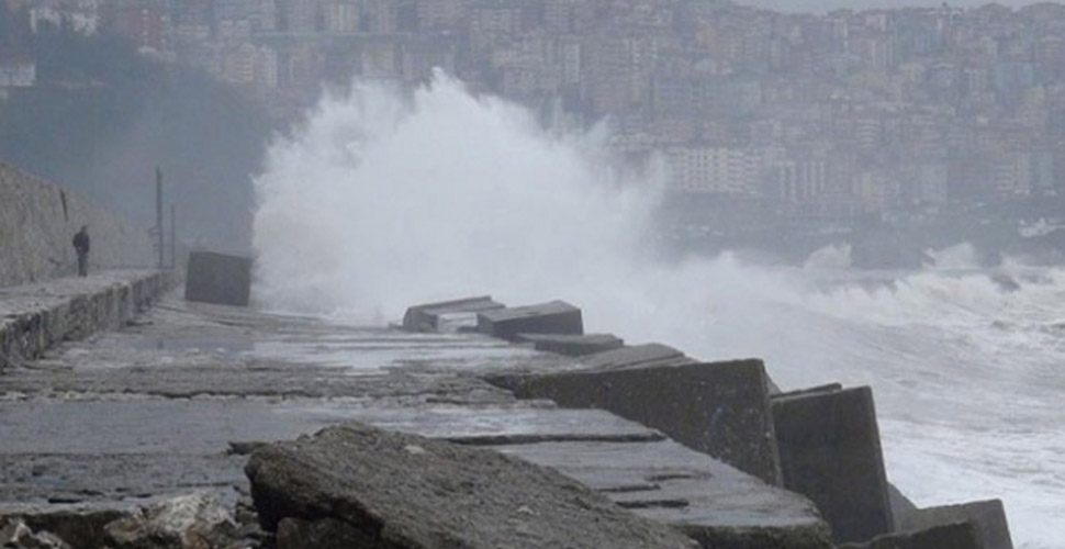 Meteorolojiden Doğu Karadeniz'e fırtına uyarısı