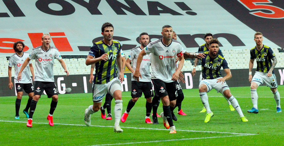 Beşiktaş’taki fare kulüpten kovuldu