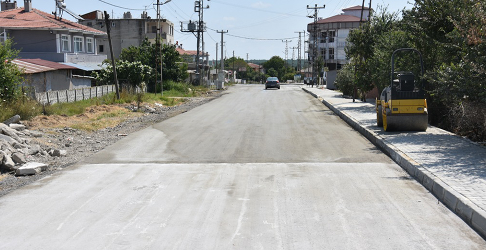 Tekirdağ Büyükşehir Belediyesi, Pınarça Kapaklı'da yol çalışmasını tamamladı
