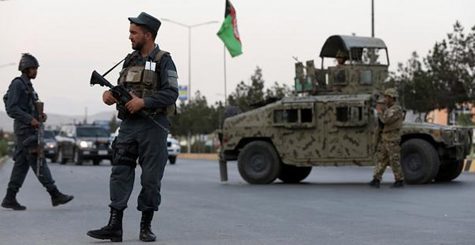 Afganistan'da intihar saldırısında 8 asker öldü