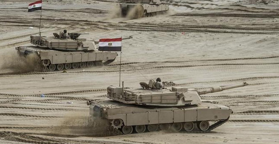 Mısır'dan Libya'ya asker göndermek için tezkere