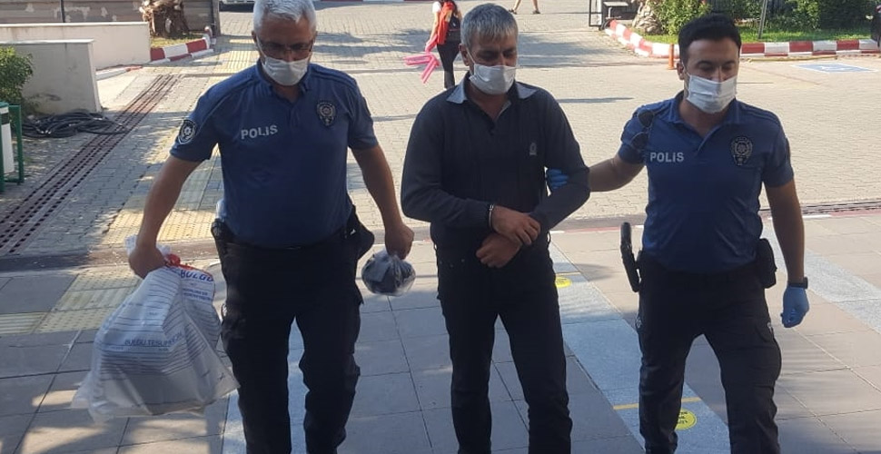 Aydın'da bir kişi otomobilinin yanında öldürülmüş halde bulundu