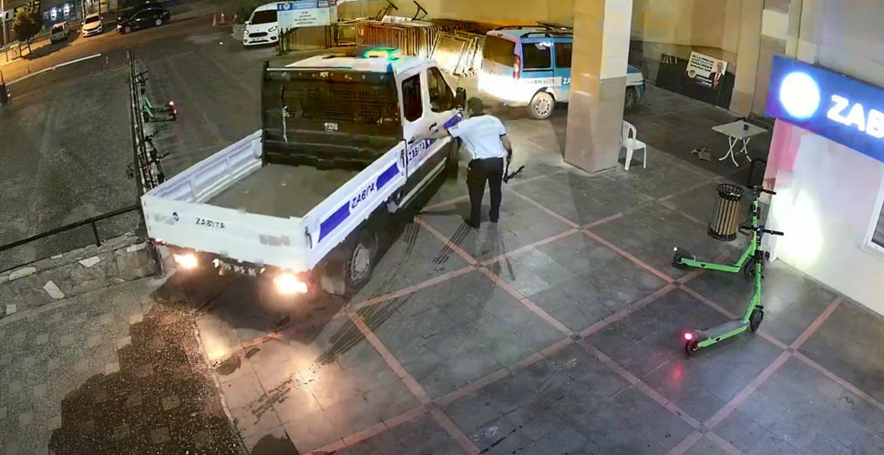 Mersin'de belediyelerin 'scooter' gerginliği