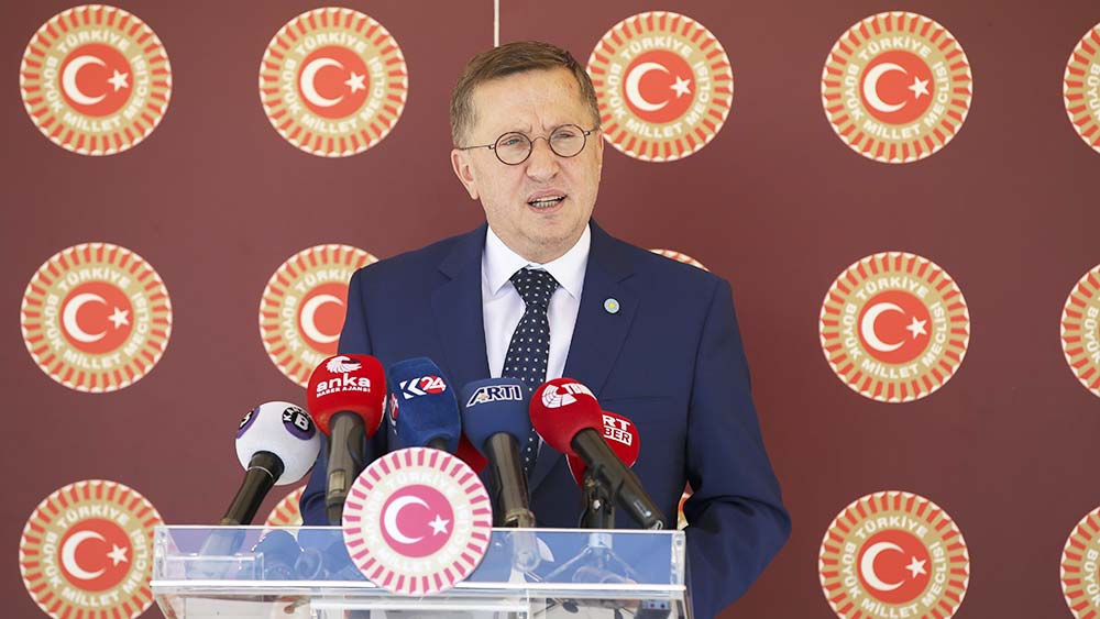 İYİ Parti'den AK Parti'ye sert sözler: Bir kez Bahçeli dedi, o yasa çıkacak!