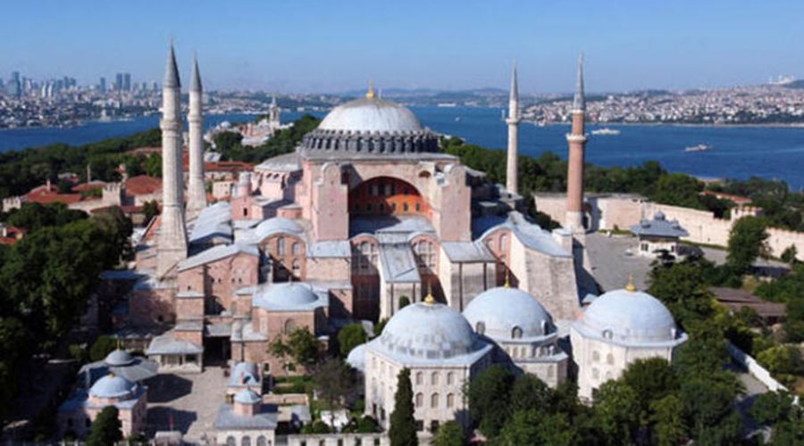Ayasofya'nın tarihi | Ayasofya'yı kim yaptı? Ayasofya kaç yılında yapıldı?