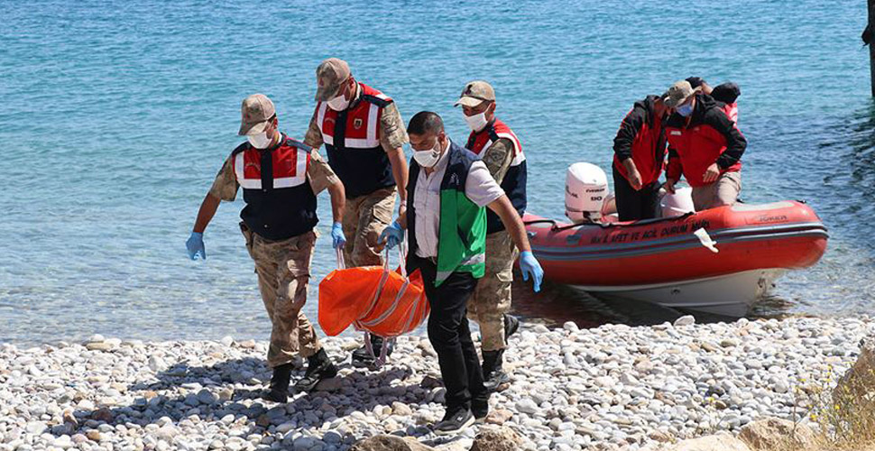 Van Gölü'den çıkarılan ceset sayısı 61'e yükseldi
